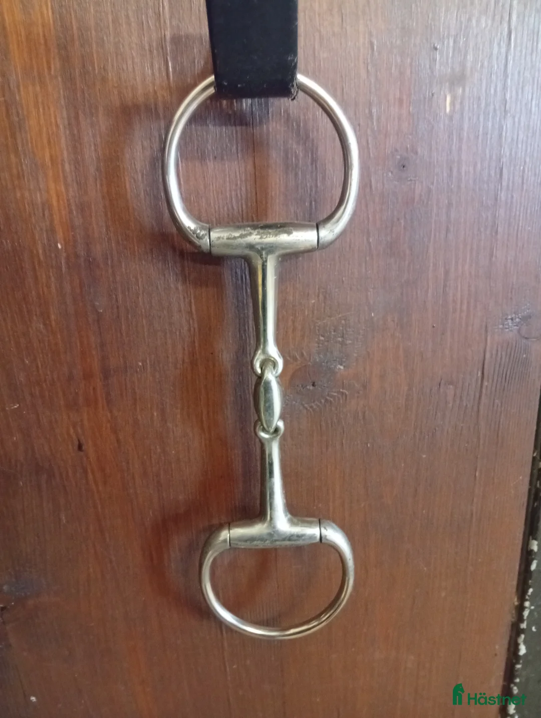 Bett hästutrustning till salu: Tredelat bett i Heberg - Annons 1