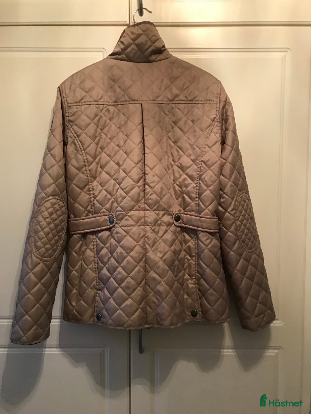 Jackor & Kavajer ryttarutrustning till salu: Ridjackor i nyskick i Töllsjö - Annons 7