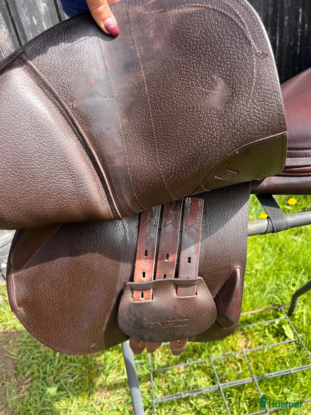 Sadlar hästutrustning till salu: Equipe boulevard 17.5” - Annons 2