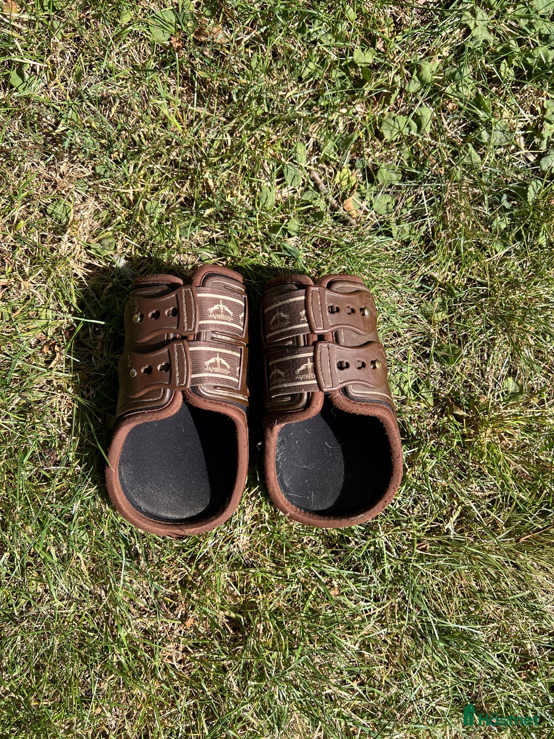 Benskydd hästutrustning till salu: Veredus bakskydd i Båstad - Annons 2