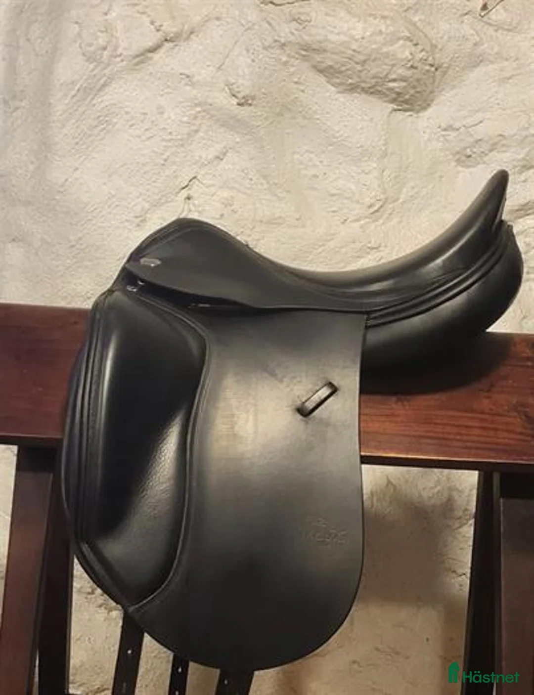 Sadlar hästutrustning till salu: Jaguar xkc i toppskick i Åstorp - Annons 1