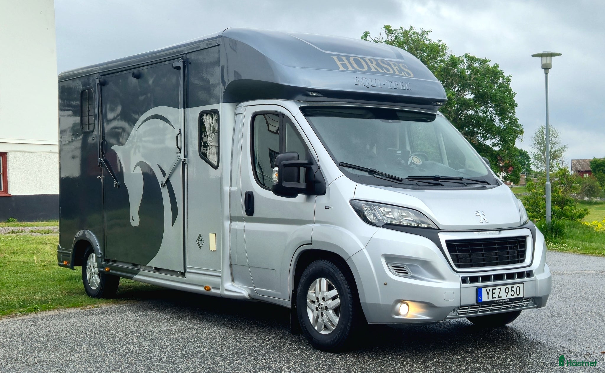 Hästlastbilar  fordon & transport till salu: 5-sitsig Meetingbuss Equi-Trek  - Annons 3