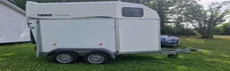Hästtransporter  fordon & transport till salu: Nyrenoverad Thule - Annons 5