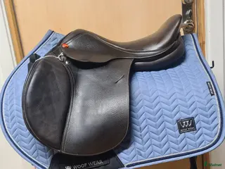 Sadlar hästutrustning Knights Robin Hood Elite i Hamneda - Annons 1