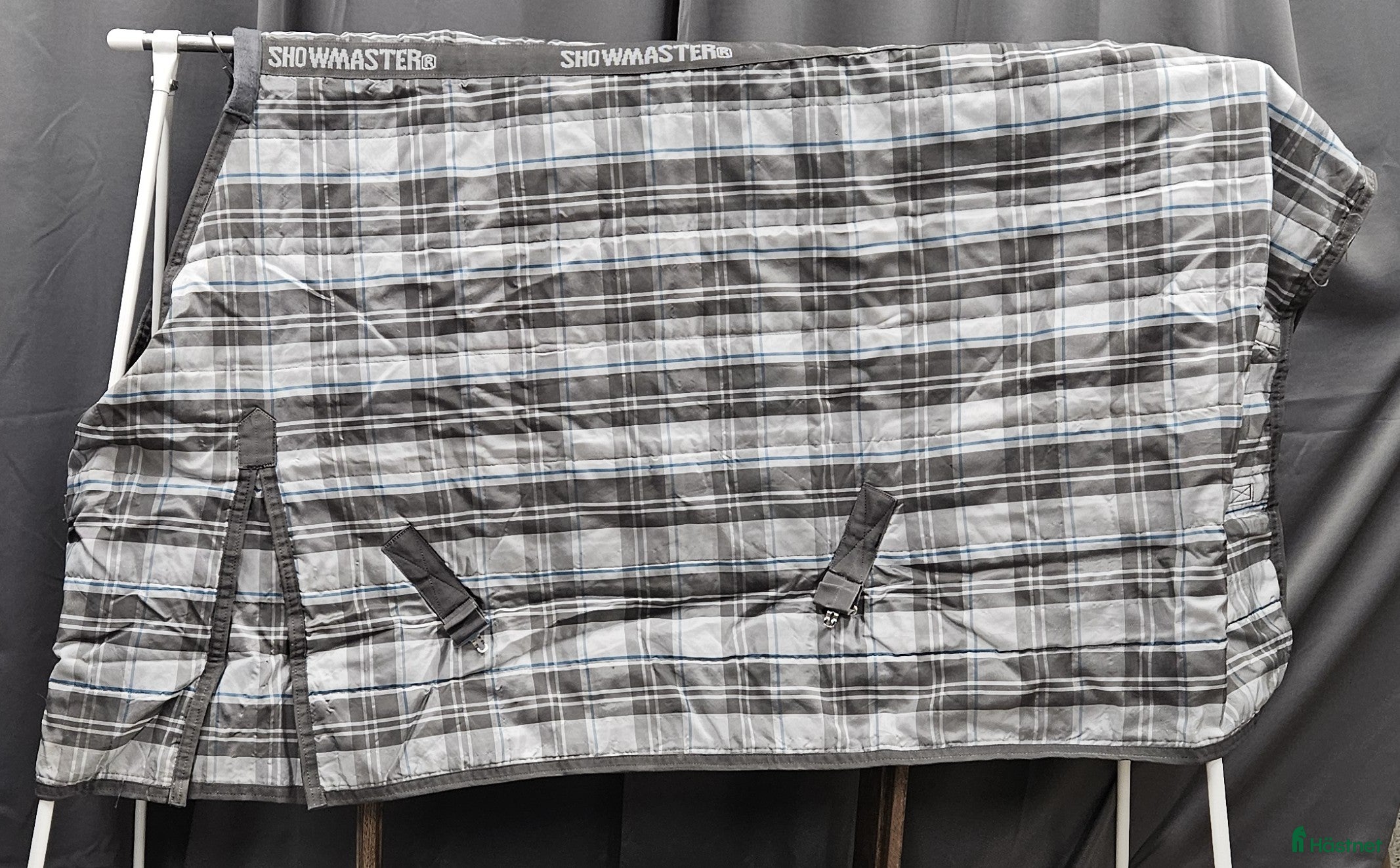 Täcken hästutrustning till salu: Stalltäcke, 155 cm, Showmaster i Gällivare - Annons 12