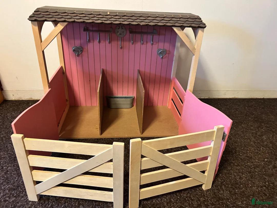 Hästinspirerad heminredning övrig utrustning till salu: OUR Generation stall i Kungsängen - Annons 2