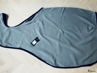 Täcken hästutrustning till salu: Oanvänt Equiline ländtäcke i Stockholm - Annons 5