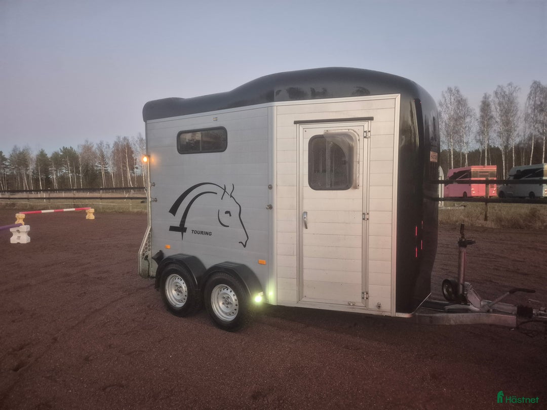 Hästtransporter  fordon & transport till salu: Cheval Touring viktad för B-kort i Falun - Annons 4
