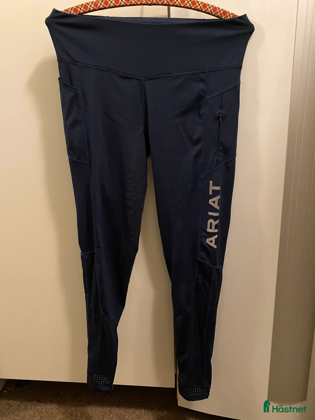 Ridbyxor ryttarutrustning till salu: Ariat ridtights i Klagshamn - Annons 1