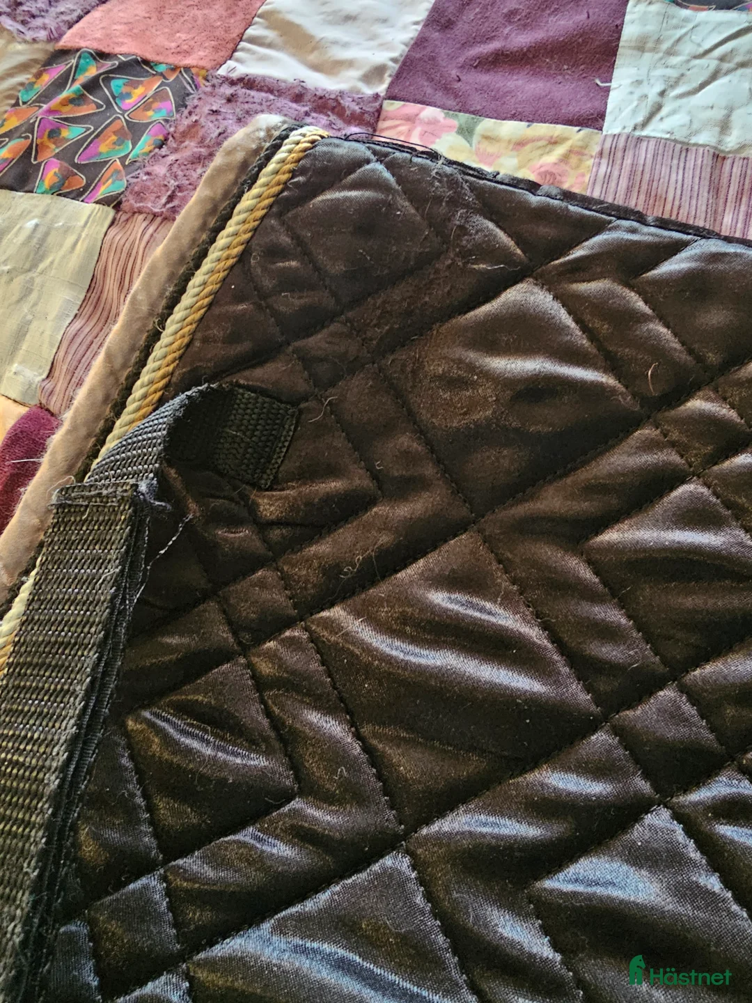 Schabrak & Vojlockar hästutrustning till salu: Svart schabrak cob i Söråker - Annons 5