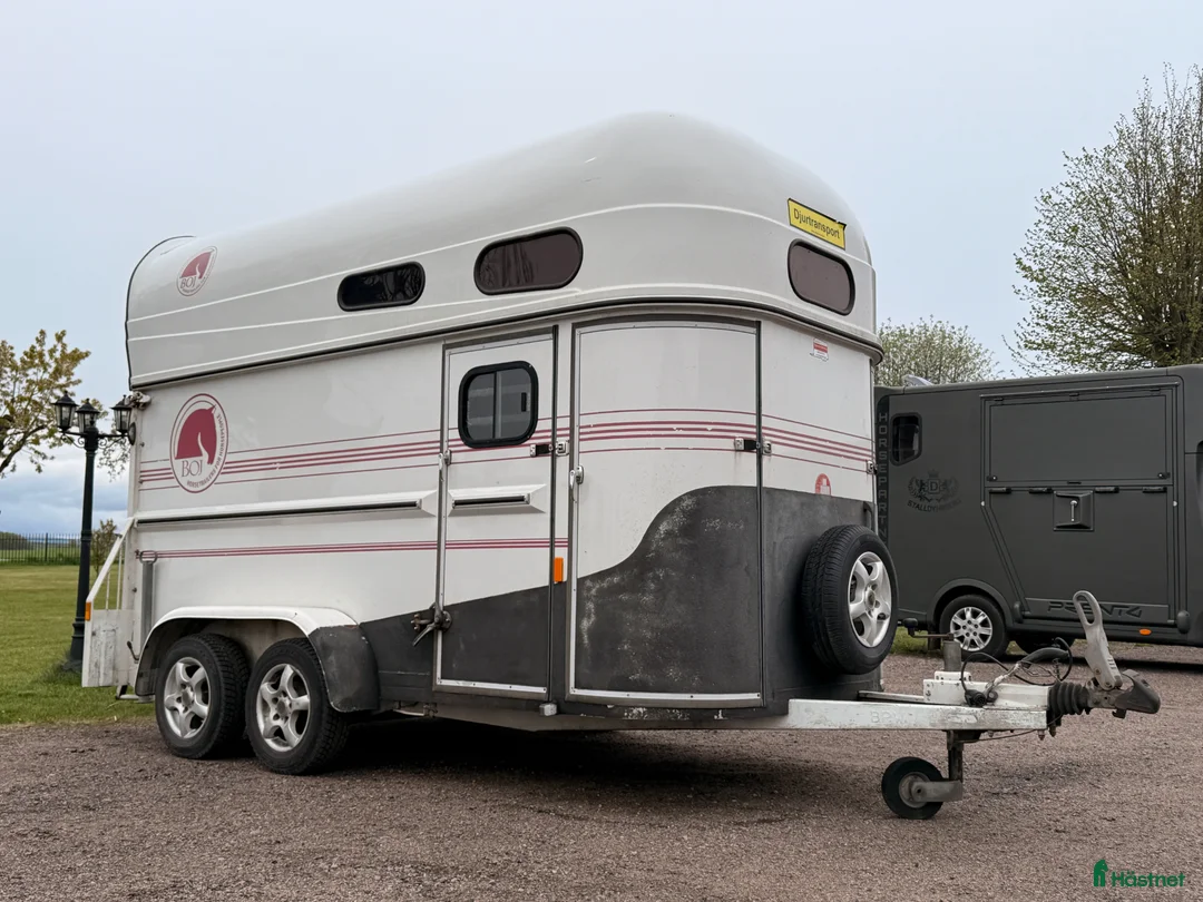 Hästtransporter  fordon & transport till salu: BOJ classic - hästsläp HORSEPARTNER - Annons 1