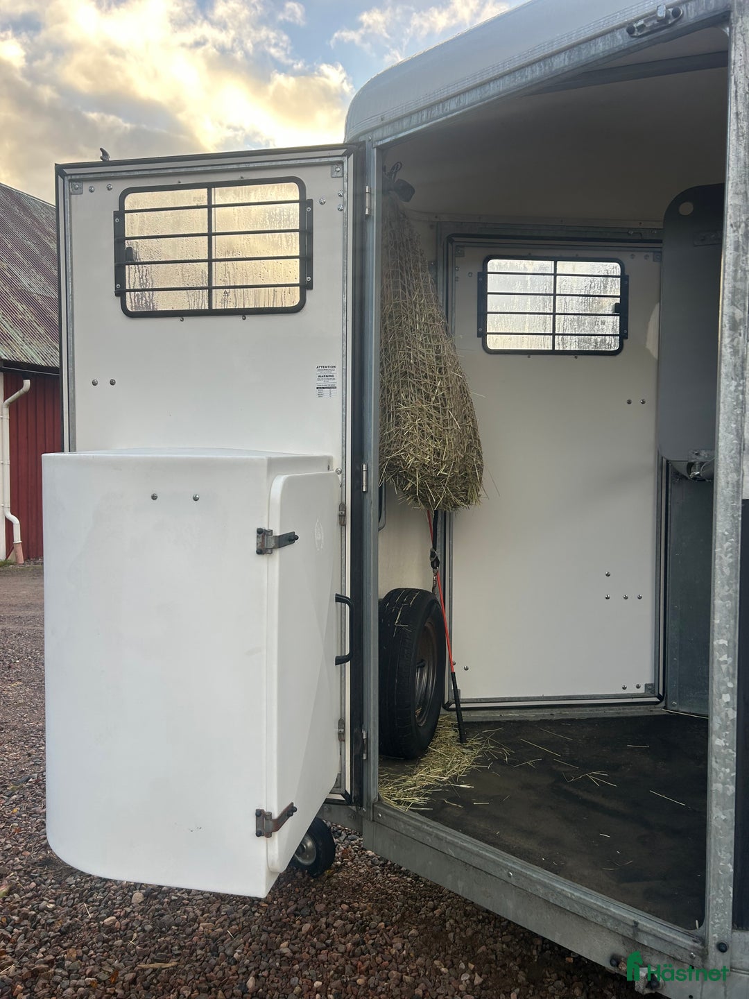 Hästtransporter  fordon & transport till salu: Fautras Provan Premium  i Mullsjö - Annons 7