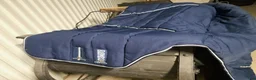 Täcken hästutrustning till salu: Rambo 130 cm 400 gram foder Stalltäcke - Annons 4