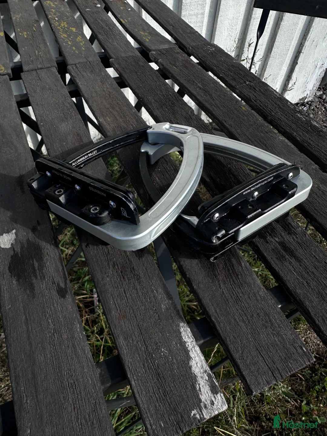 Stigbyglar hästutrustning till salu: Tech stirrups - Annons 2