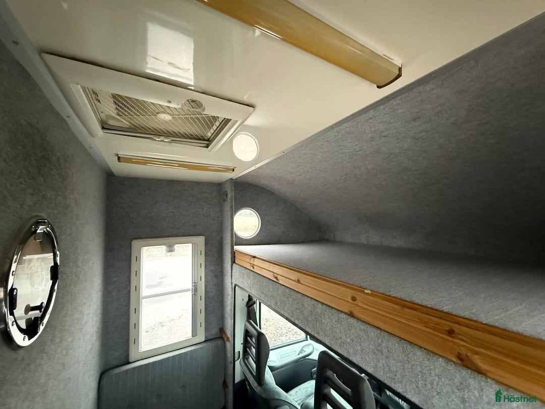 Hästlastbilar  fordon & transport till salu: Välvårdad hästlastbil från Boj *LASTVIKT 1140KG* i Köping - Annons 14