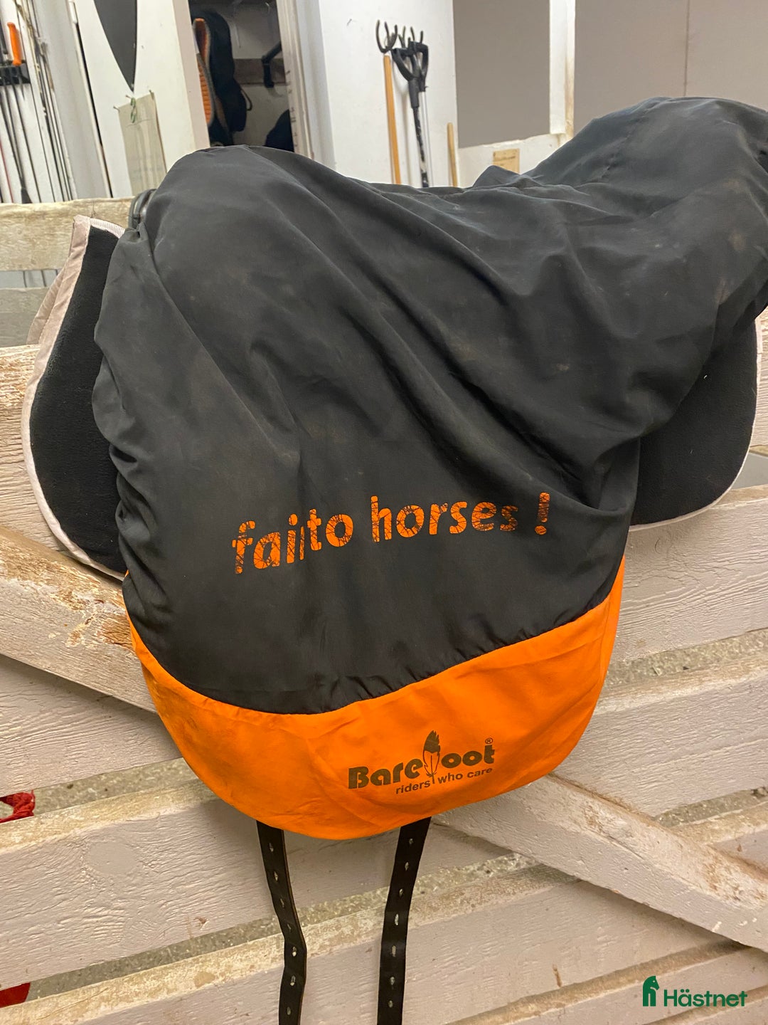 Sadlar hästutrustning till salu: Taur gaiter III i Färila - Annons 8