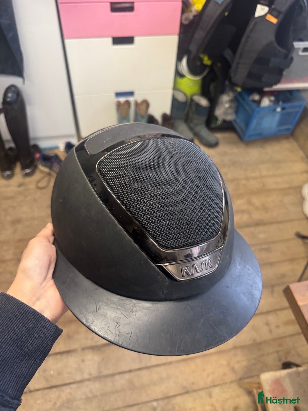 Hjälmar ryttarutrustning till salu: Fin Kask i Uddevalla - Annons 3