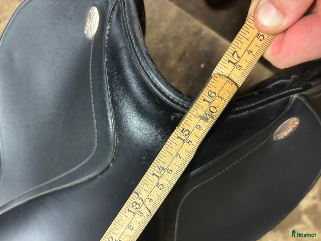 Sadlar hästutrustning till salu: En fin tekna sadel i Ljusdal - Annons 11