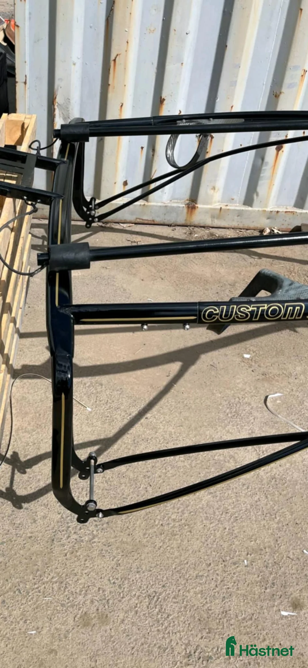 Travsulkys trav till salu: Sulky + värmningsvagn - Annons 3