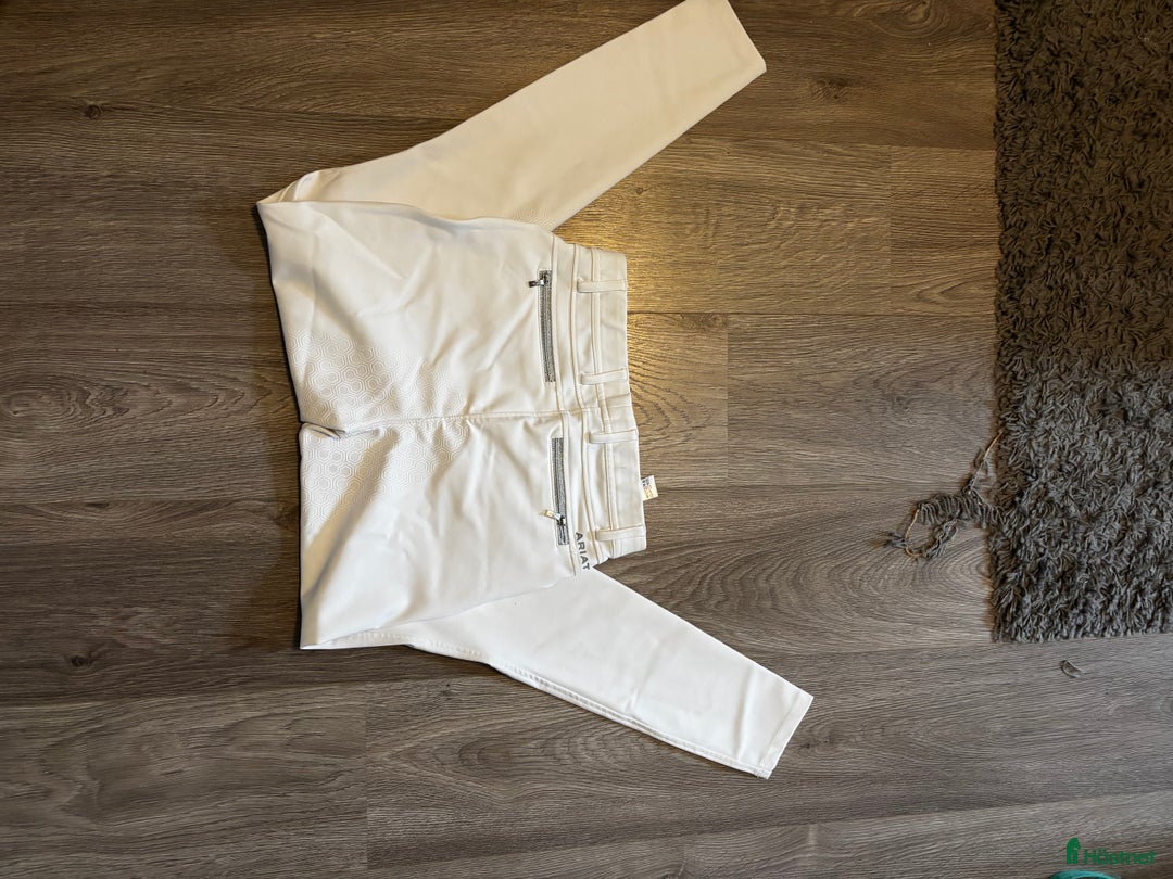 Ridbyxor ryttarutrustning till salu: Nya Ariat ridbyxor  i Tösse - Annons 2