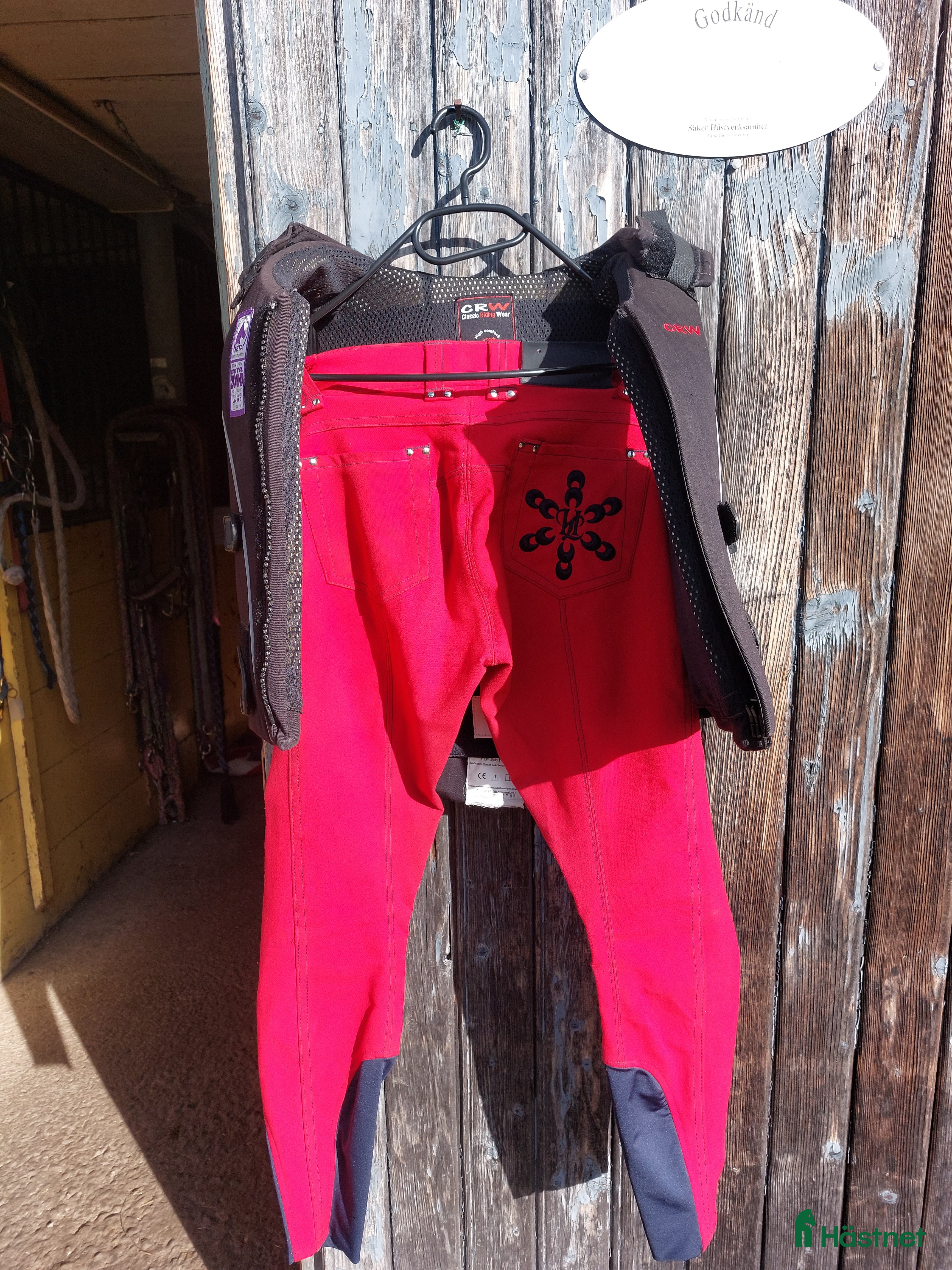 Säkerhetsvästar ryttarutrustning till salu: Säkerhetsväst+ridbyxor i Strömsund - Annons 6