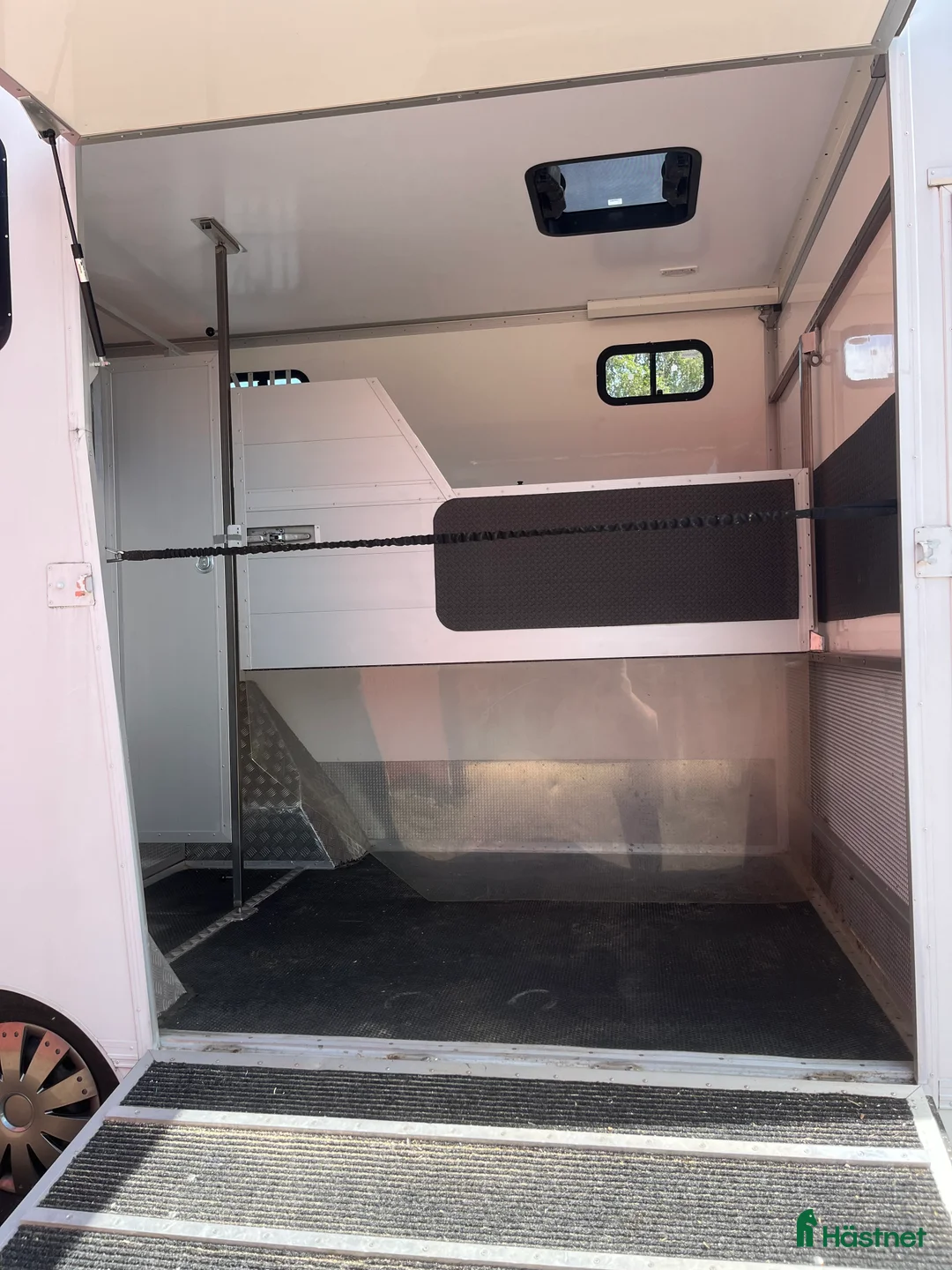 Hästlastbilar  fordon & transport till salu: B-körkorts hästbuss i Kungsbacka - Annons 7