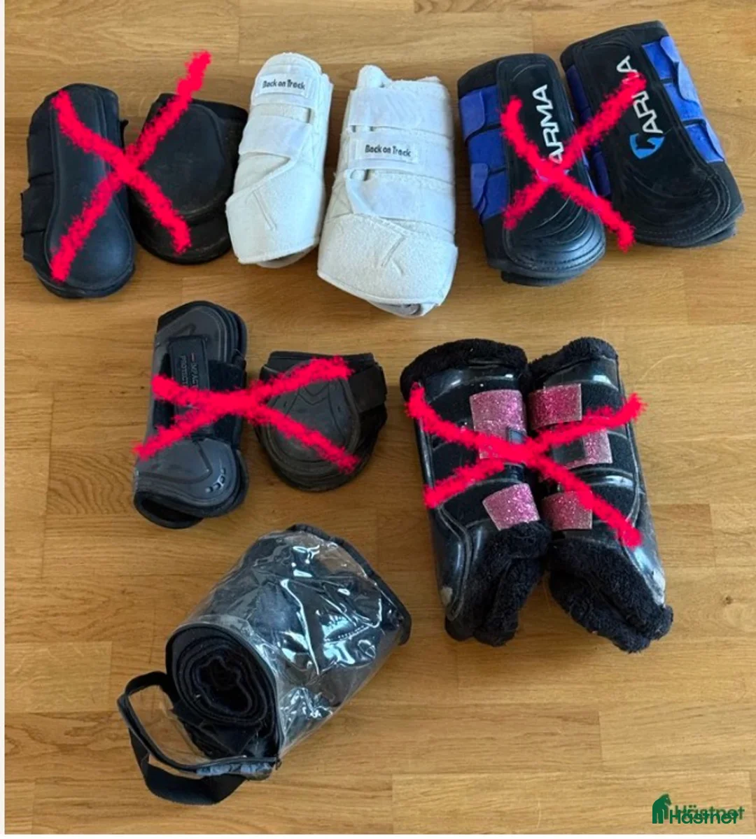 Benskydd hästutrustning till salu: Benskydd strl S-L 75kr/set  - Annons 1