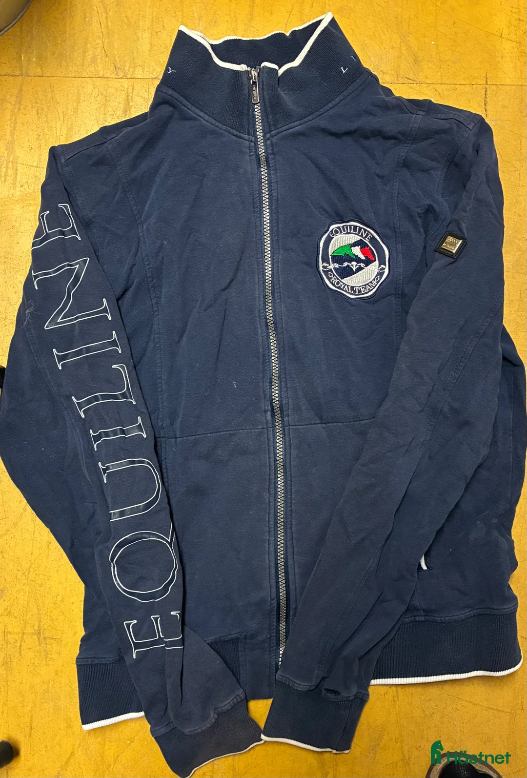 Övrigt Ridkläder ryttarutrustning till salu: Equiline sweatshirt  i Stockholm - Annons 1