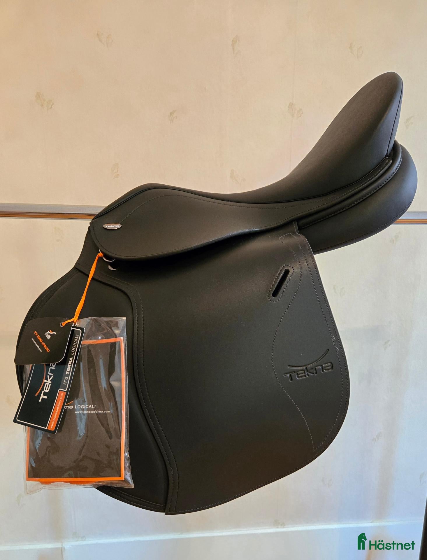 Sadlar hästutrustning Tekna S-Line Allround 16,5” MW - helt oanvänd - Annons 1