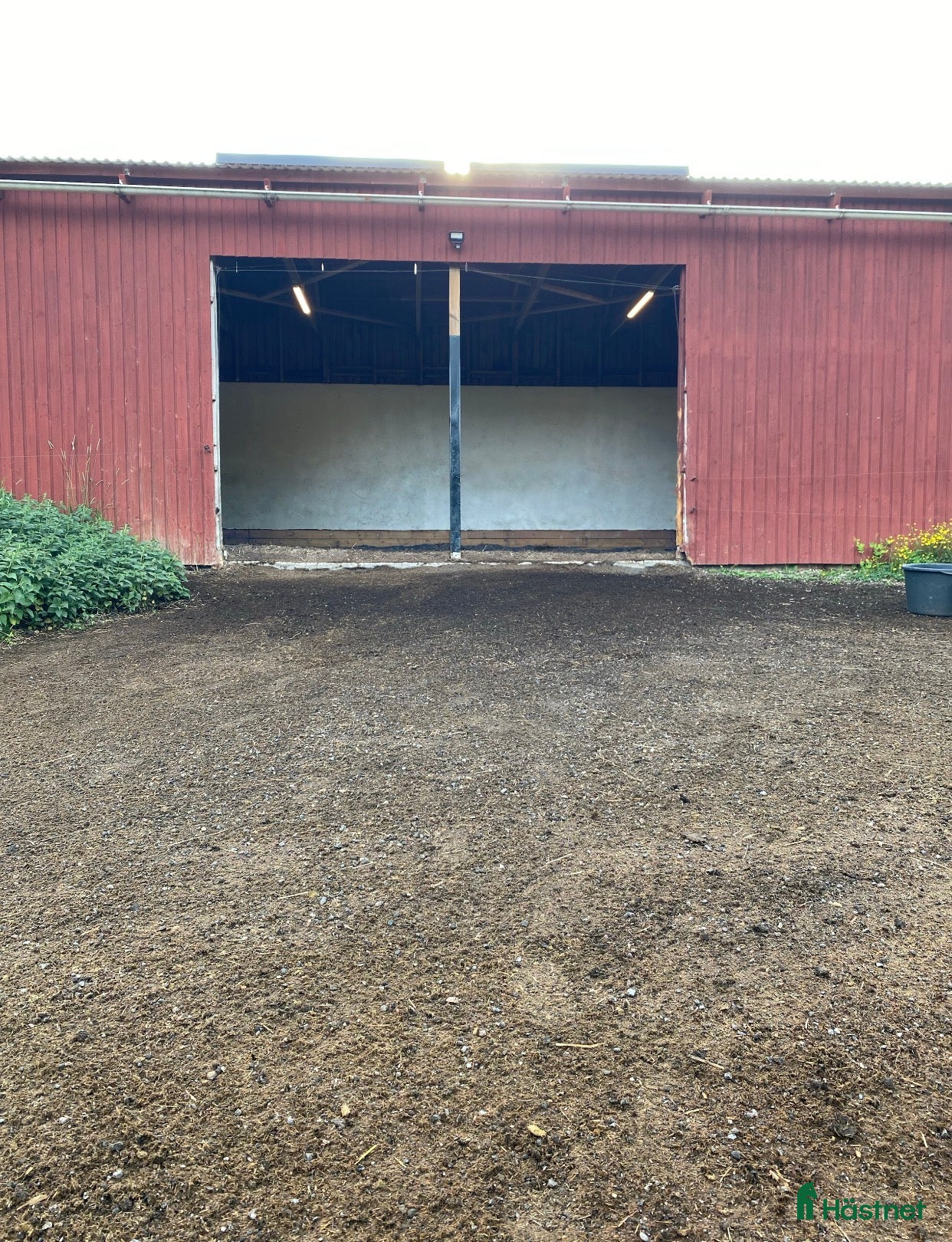  stallplats finnes: Fullservice lösdriftsplats - Annons 2