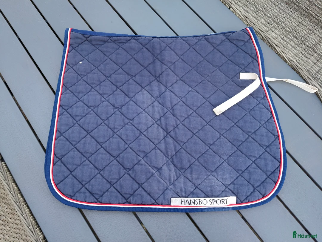 Schabrak & Vojlockar hästutrustning till salu: Diverse schabrak, paddar & vojlockar i Ljungbyholm - Annons 8