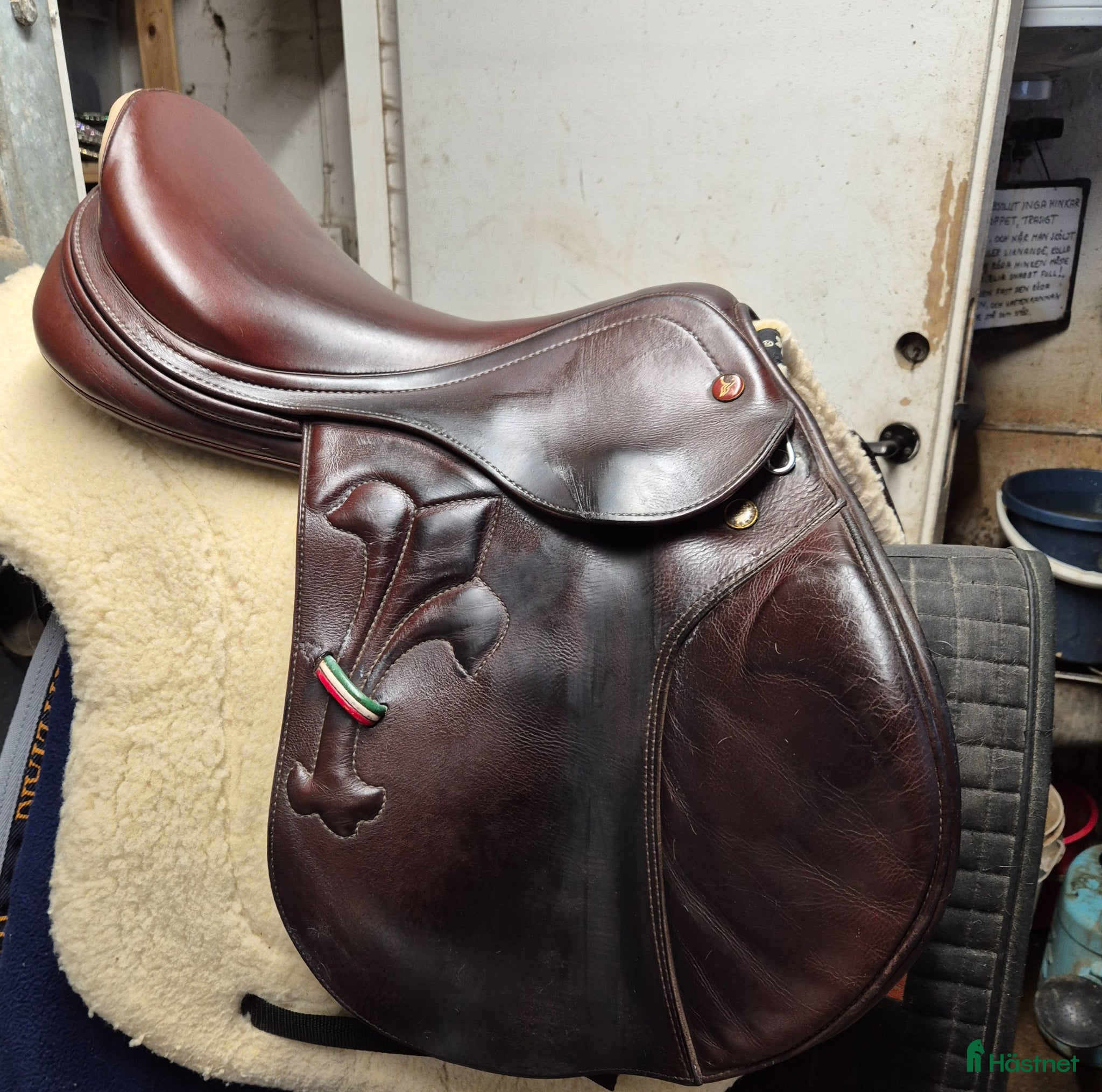 Sadlar hästutrustning Brun Prestige Arezzo  - Annons 1