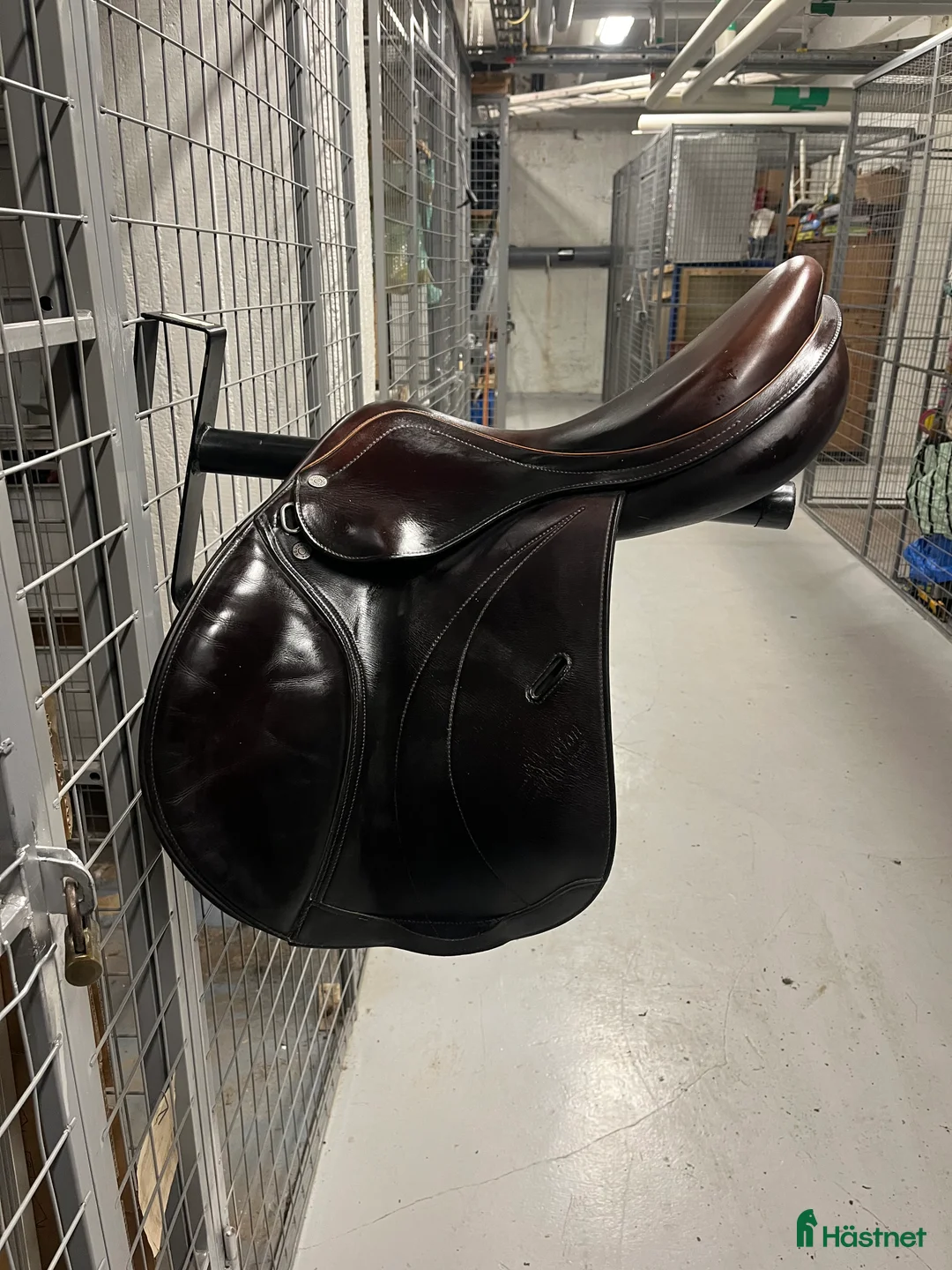 Sadlar hästutrustning till salu: Equipe Linnea 16” i Stockholm - Annons 1