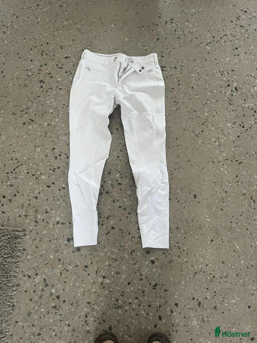 Ridbyxor ryttarutrustning till salu: Fina Samshield! i Höllviken - Annons 1