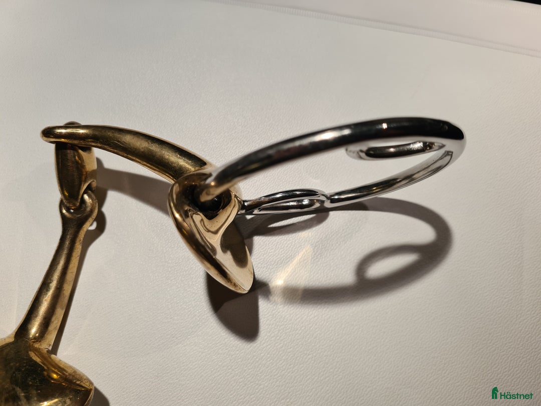 Bett hästutrustning till salu: Stubben Golden Wings bett, 13,5 cm, 4in1 3-delat i Rimbo - Annons 6