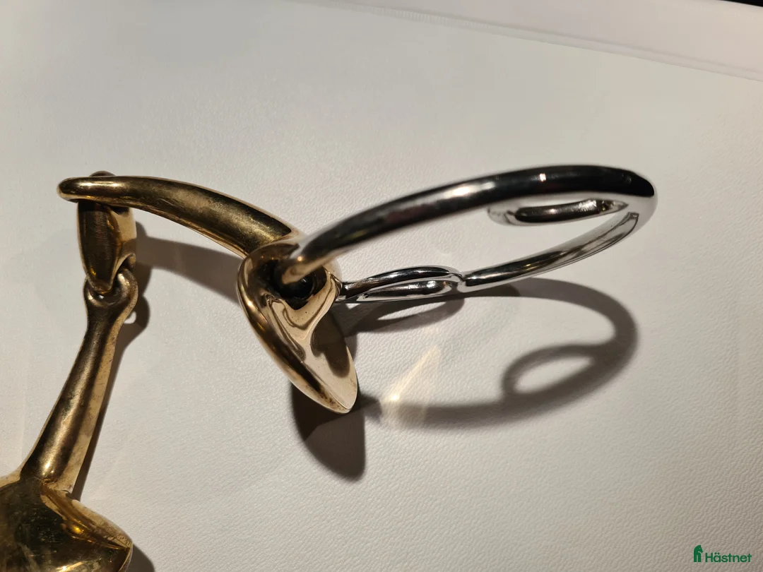 Bett hästutrustning till salu: Stubben Golden Wings bett, 13,5 cm, 4in1 3-delat i Rimbo - Annons 6