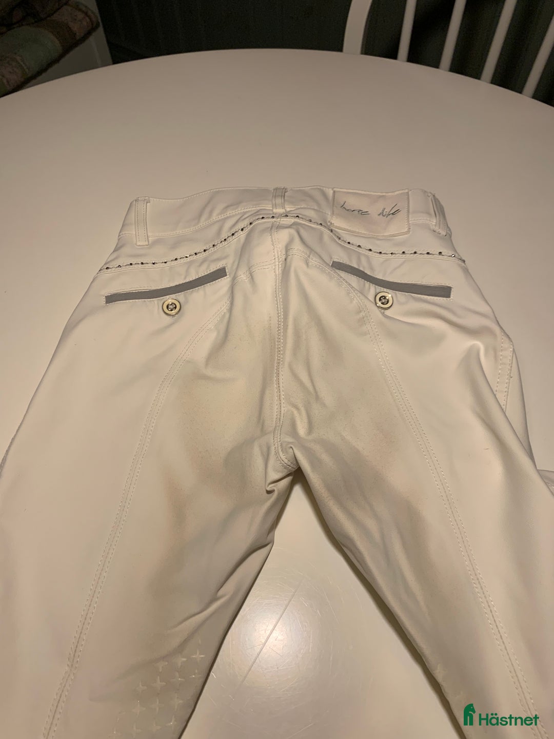 Ridbyxor ryttarutrustning till salu: Vita ridbyxor  i Åshammar - Annons 3