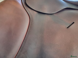 Sadlar hästutrustning till salu: Butet i Strömsholm - Annons 1