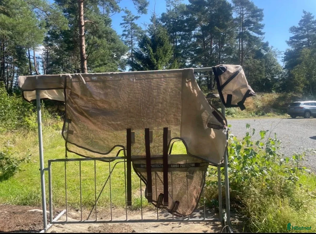 Täcken hästutrustning till salu: Flugtäcke, Rambo protector, stl 145 - Annons 2