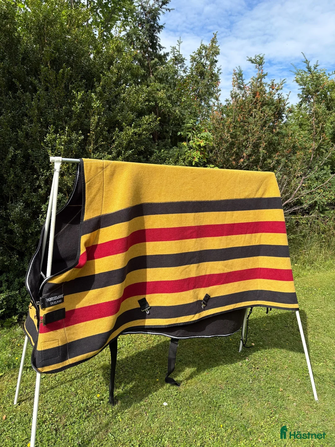 Täcken hästutrustning till salu: Horseware Rambo DeLuxe Fleece 0 gram  - Annons 1
