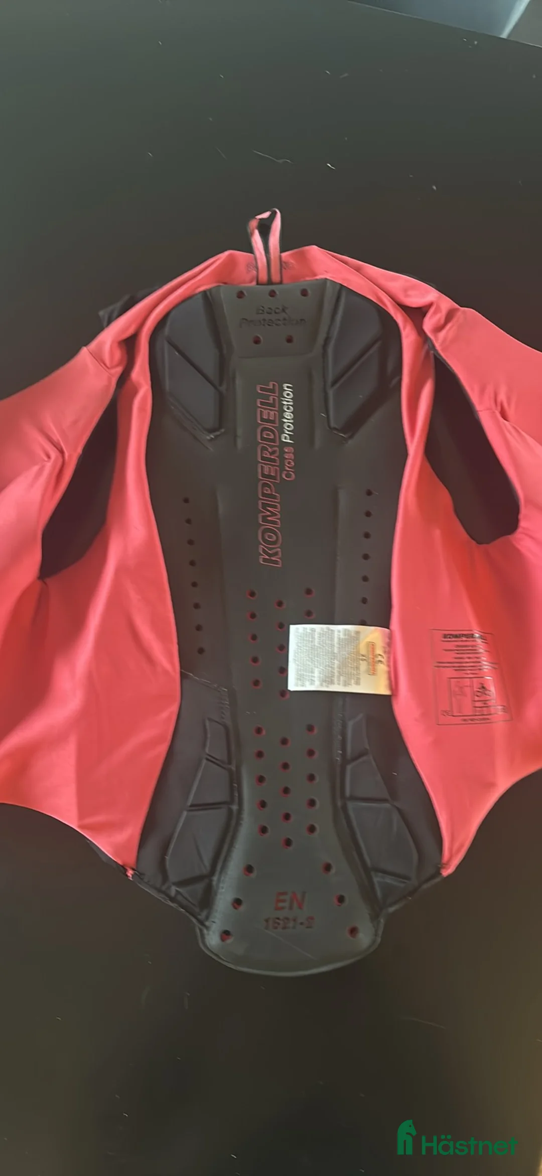 Säkerhetsvästar ryttarutrustning till salu: Komperdell flexfit slim ryggskydd - Annons 3