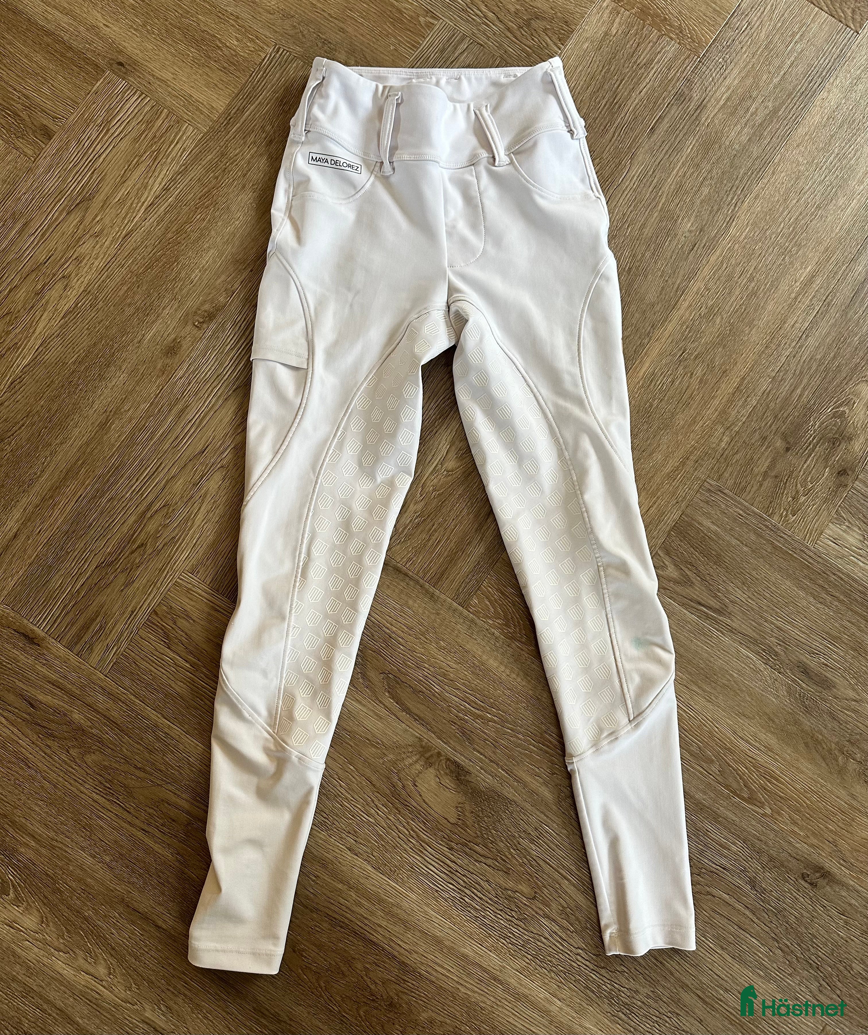 Ridbyxor ryttarutrustning till salu: Maya Delorez i Gamleby - Annons 24