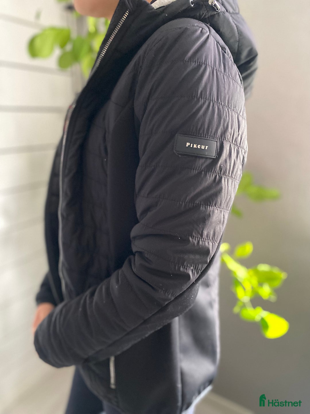 Jackor & Kavajer ryttarutrustning till salu: Fina ridjackor  i Västerås - Annons 2