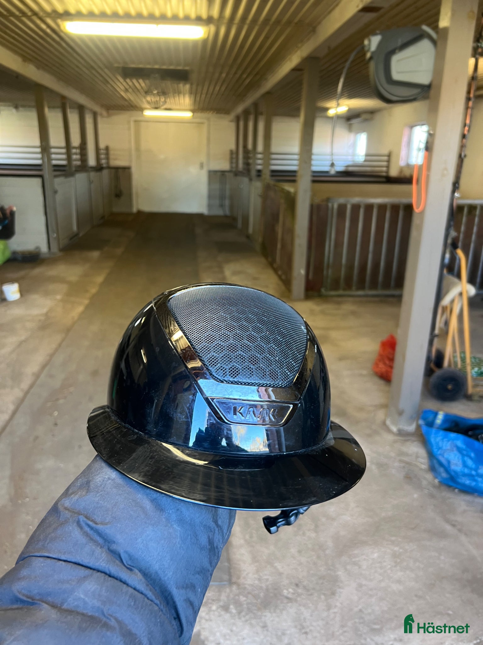 Hjälmar ryttarutrustning till salu: Kask hjälm  - Annons 5