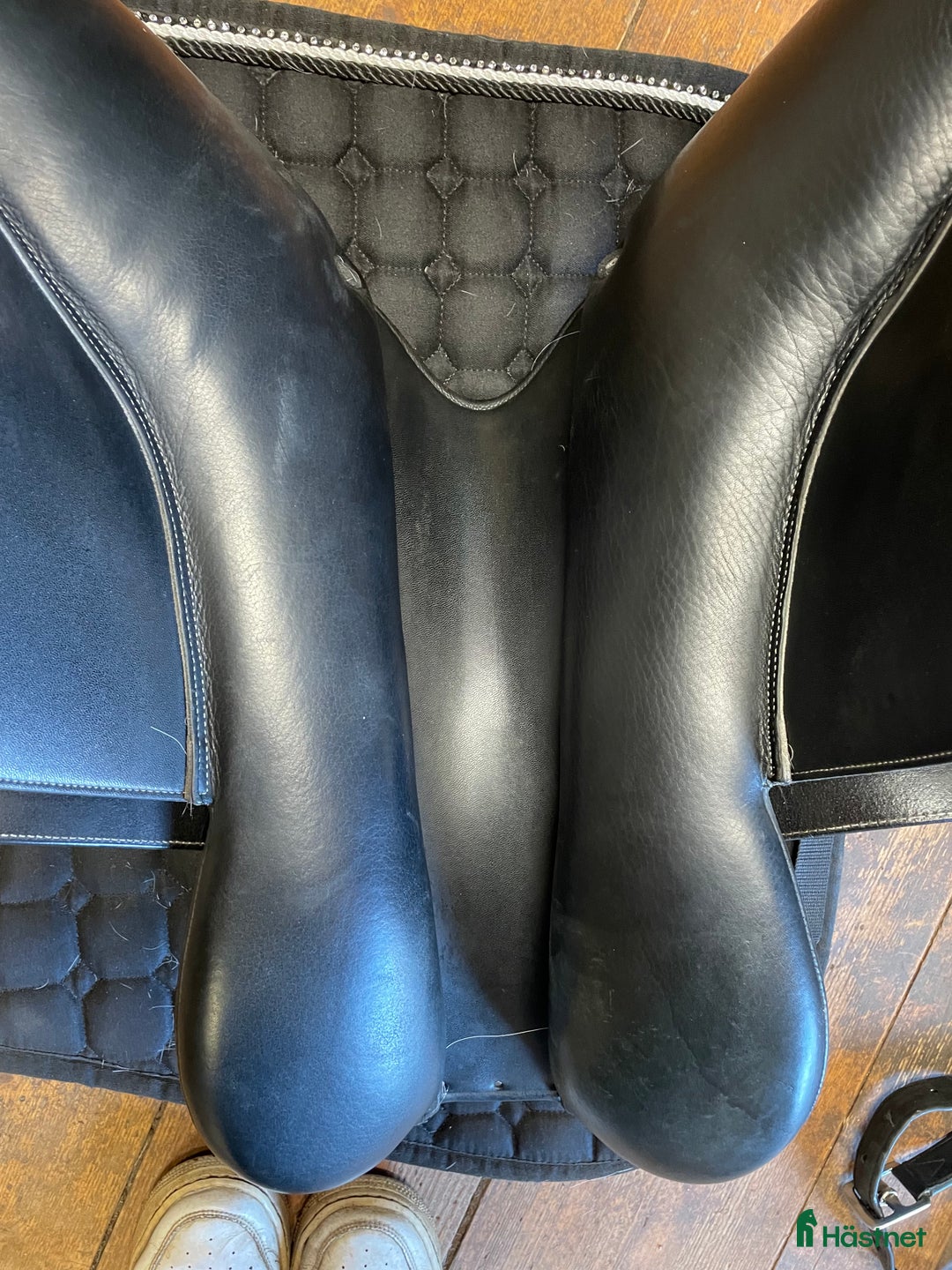 Sadlar hästutrustning till salu: Lippo Enzo 17” i Hudiksvall - Annons 3