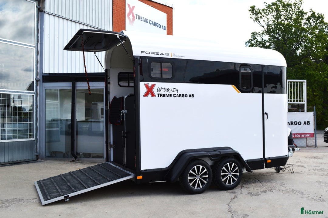 Hästtransporter  fordon & transport till salu: Forzab EQ2 Frontutlastning i Kvicksund - Annons 2