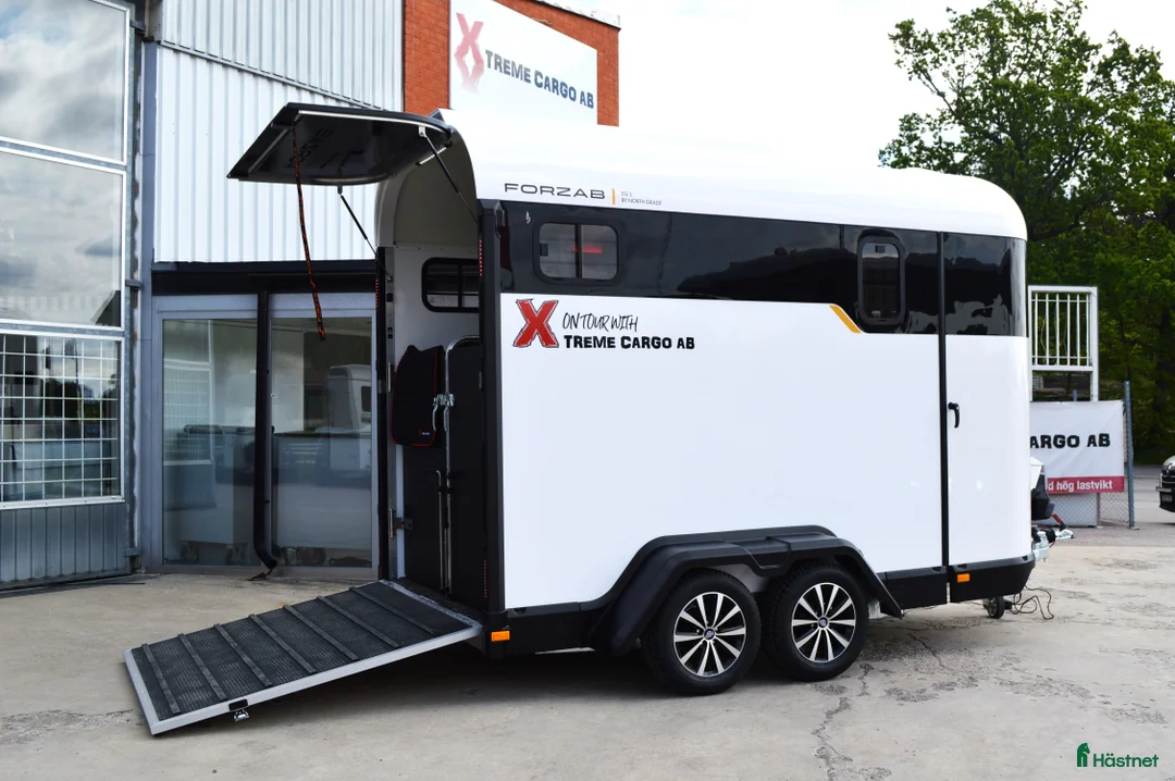 Hästtransporter  fordon & transport till salu: Forzab EQ2 Frontutlastning i Kvicksund - Annons 2