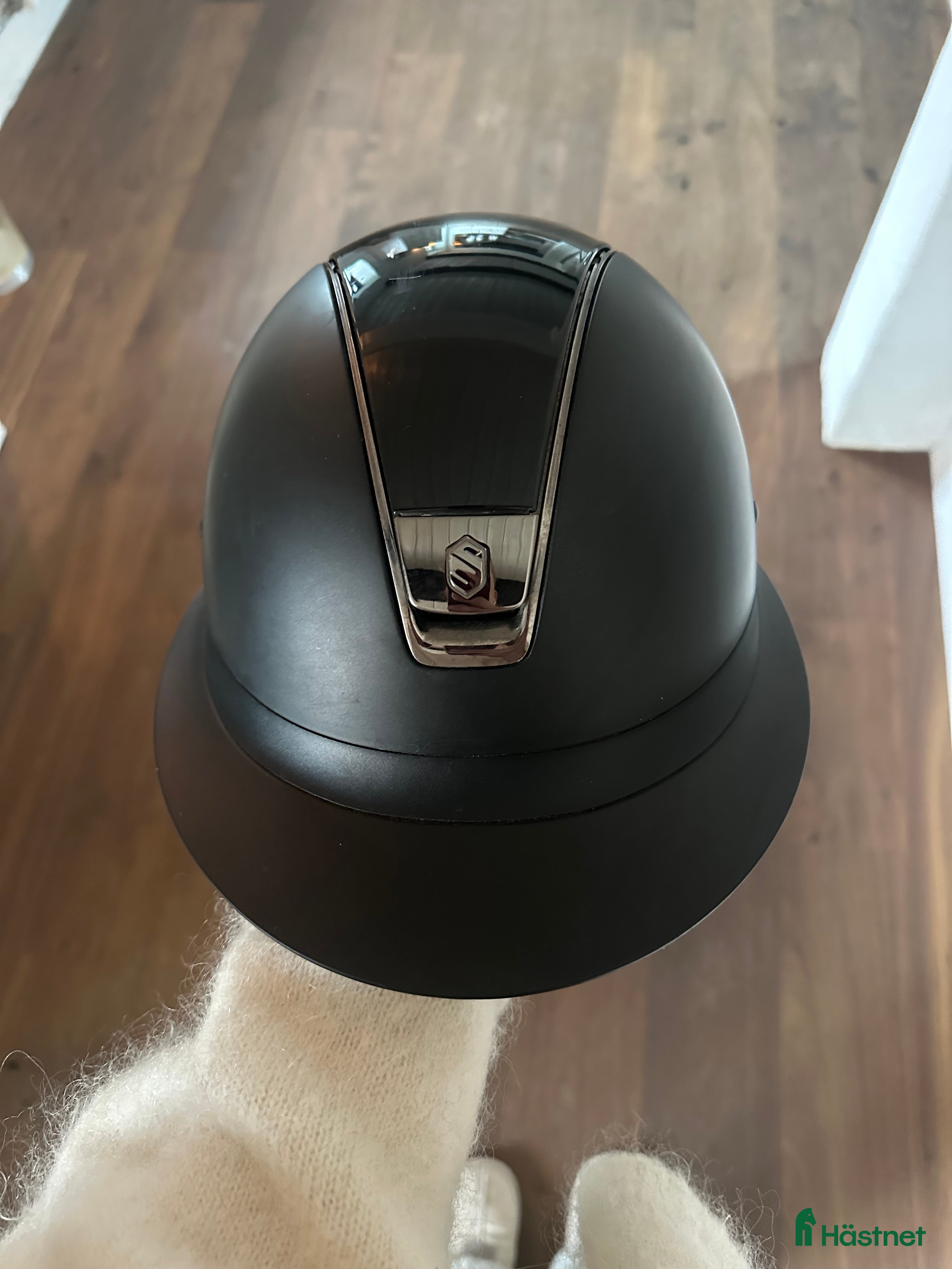 Hjälmar ryttarutrustning till salu: Samshield ridhjälm i Vellinge - Annons 1