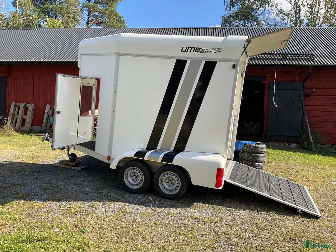 Hästtransporter  fordon & transport till salu: UME-släpet Ba-45 front-baklastning i Rimbo - Annons 3