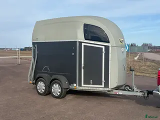 Hästtransporter fordon & transport till salu: Böckmann DUO R - Momsad! - Annons 4